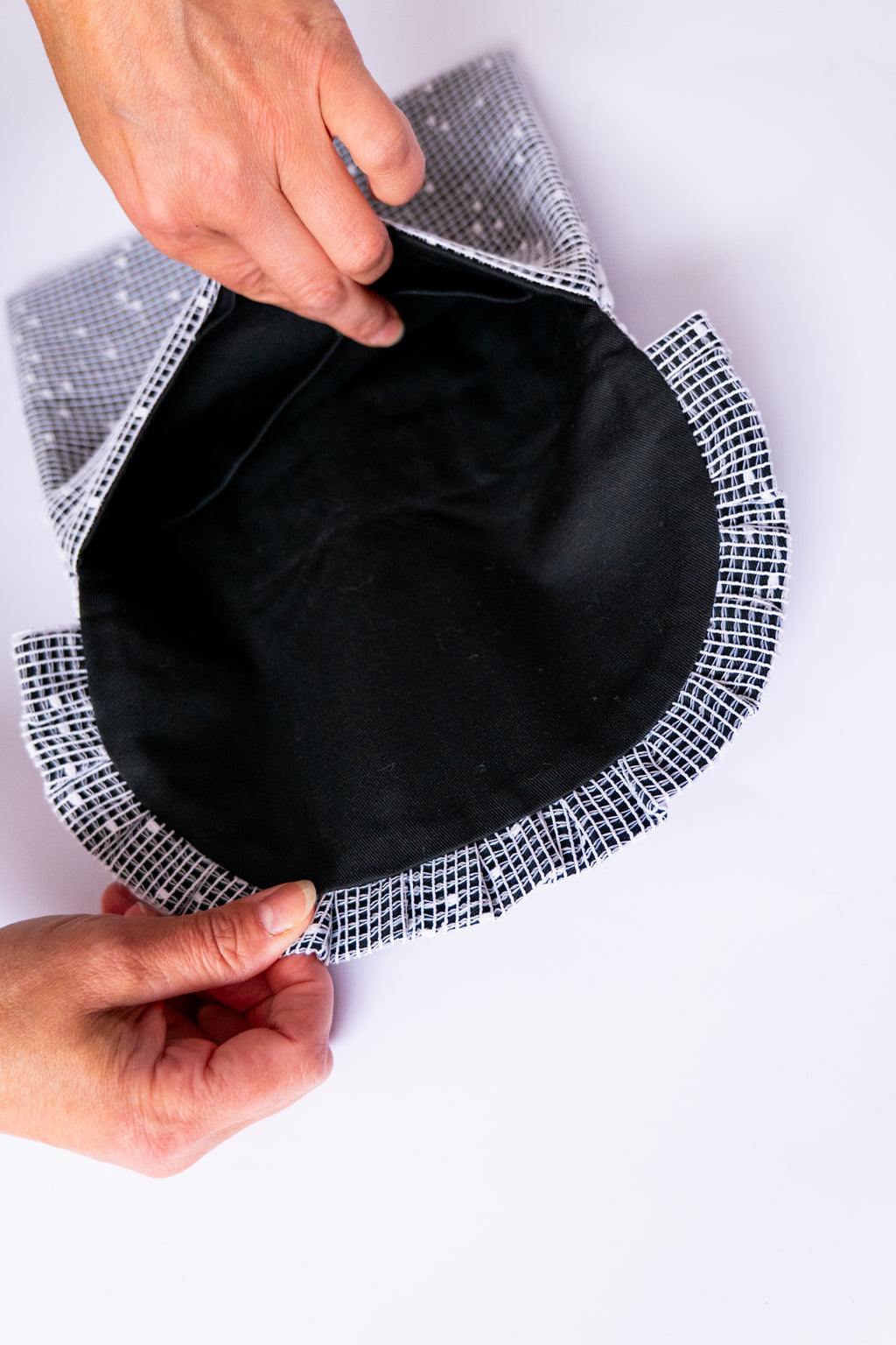 Pochette dentelle