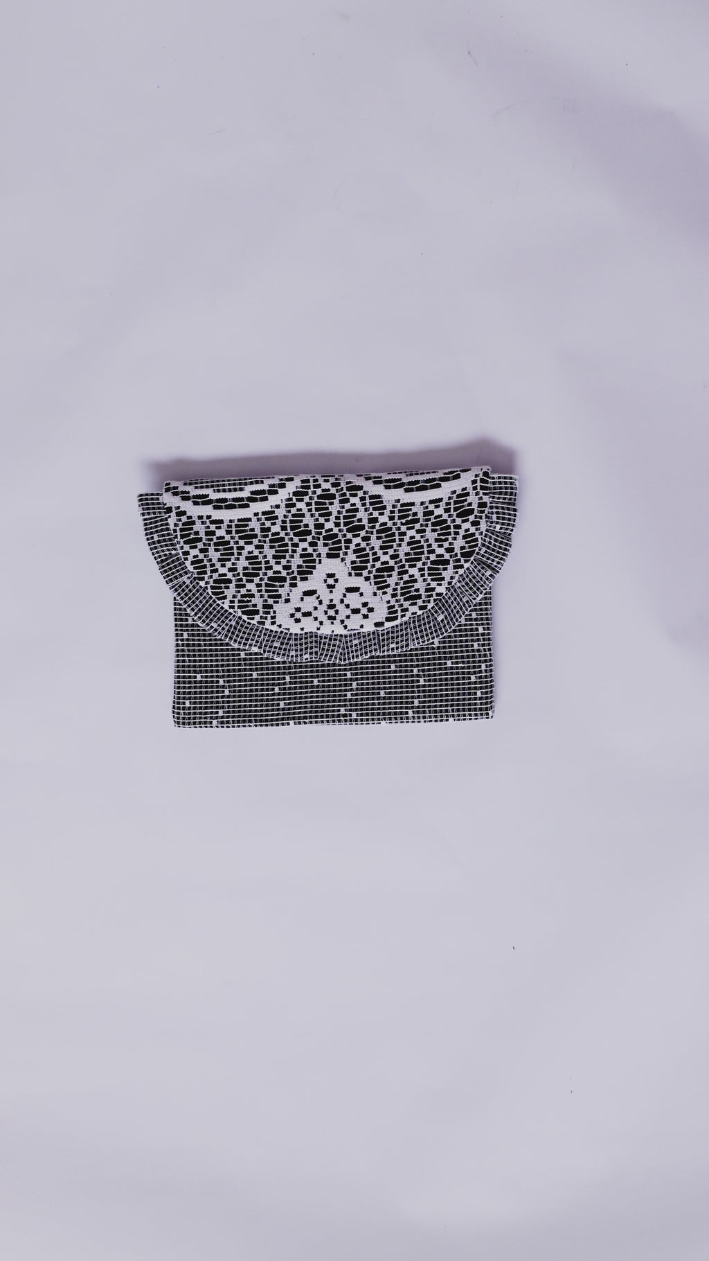 Pochette dentelle
